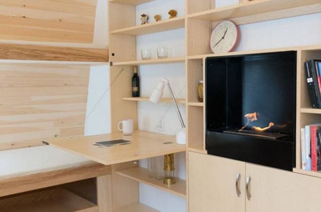 Удобный мини-домик: фото из Онтарио. Светлая отделка, деревянная мебель и продуманный декор делают дом уютным - фото 3 
