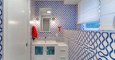 Впечатляюще динамичный дизайн ванной комнаты