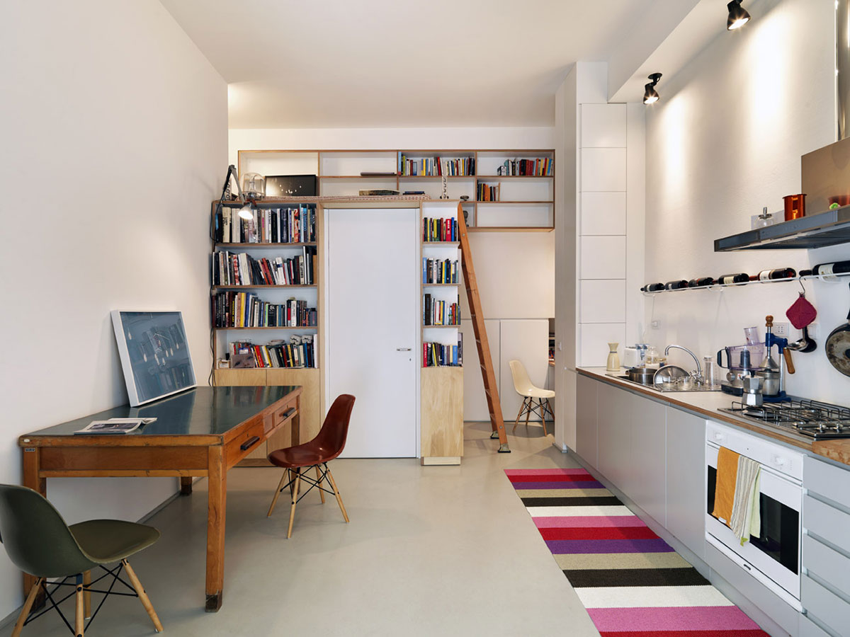 Идея интерьера кухни для маленьких квартир